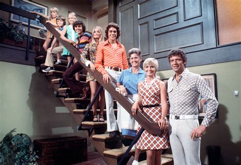 2 Brady Bunch Actors Played a Gay Couple in a。